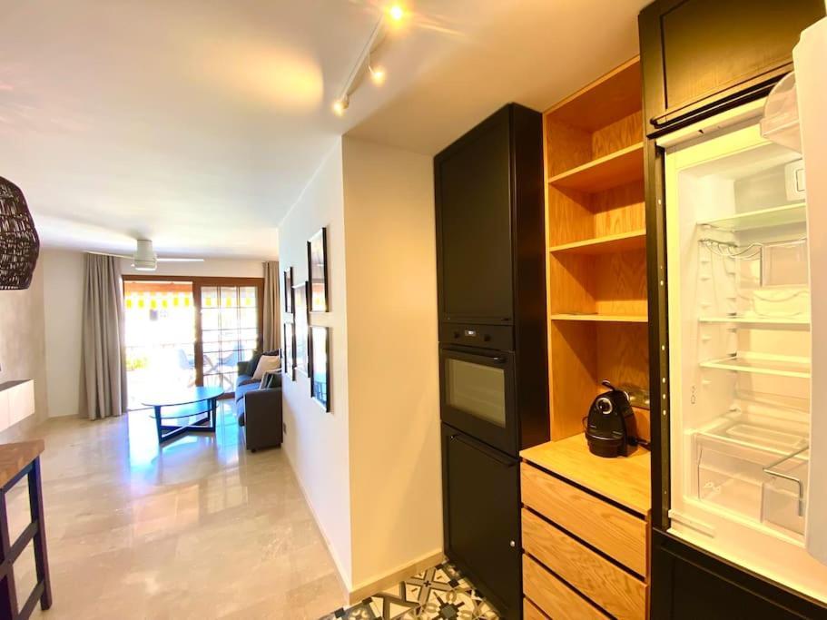 Stylish & Modern 1 Bedroom Suite On Frontline Of Playa Del Duque Costa Adeje  Luaran gambar