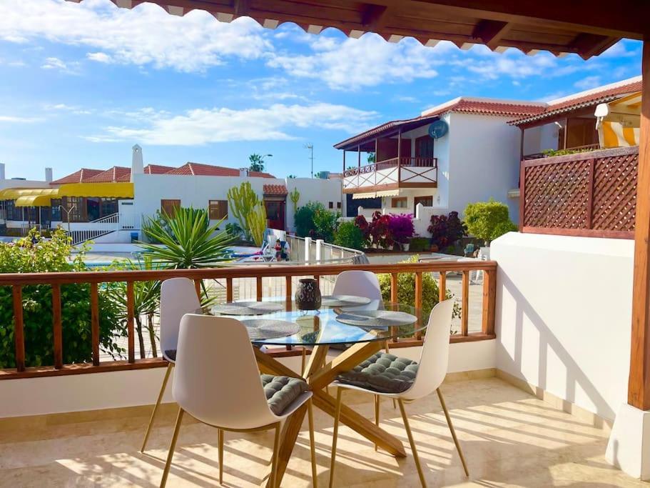 Stylish & Modern 1 Bedroom Suite On Frontline Of Playa Del Duque Costa Adeje  Luaran gambar